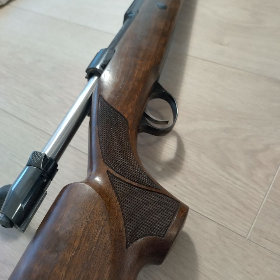 Sako 75 Hunter LH 9.3x66 vasenkätinen