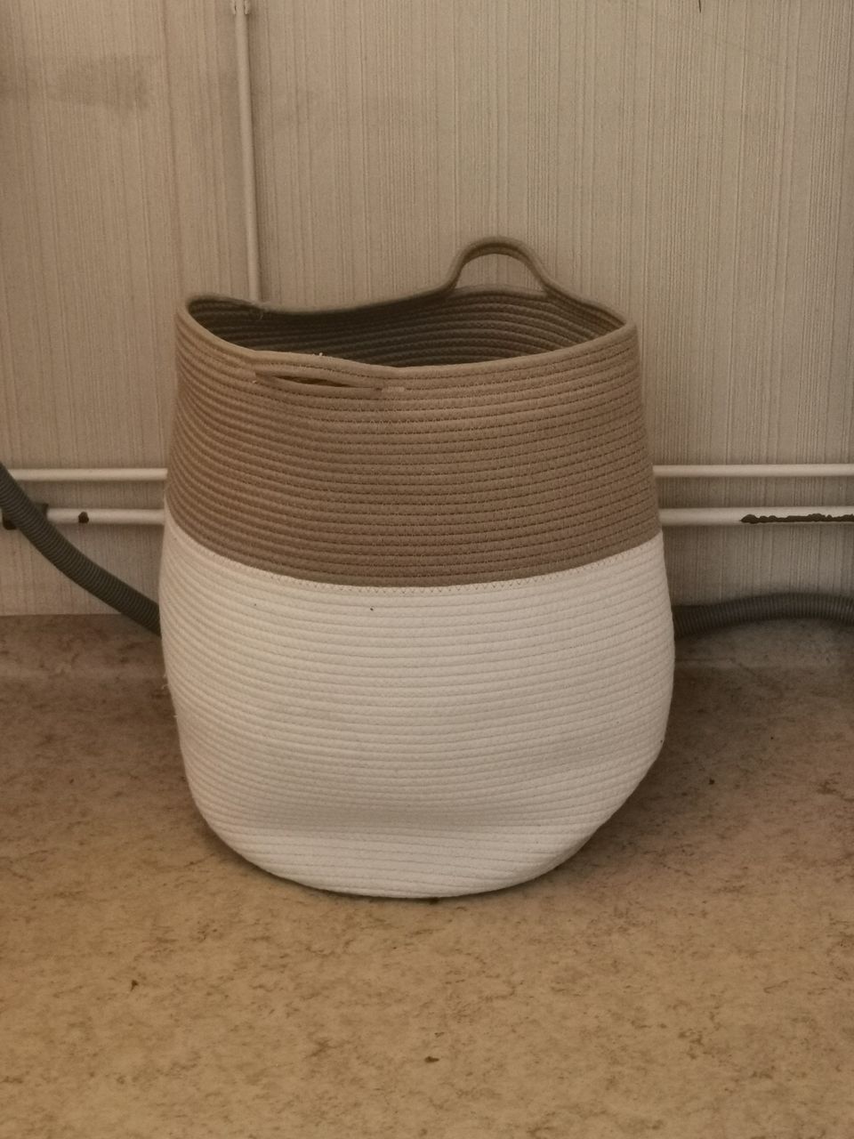 Big laundry fabric basket