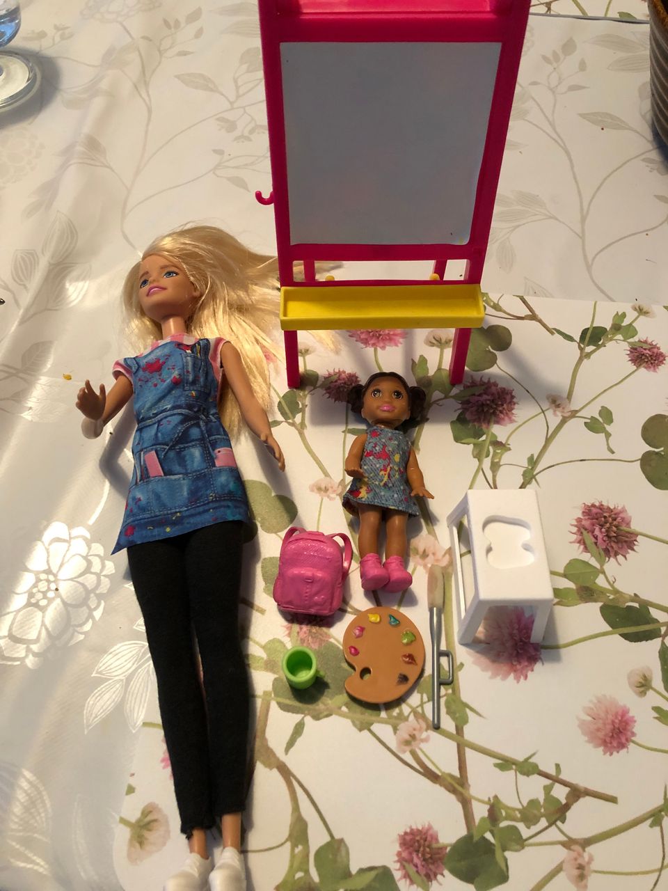 Maalari Barbie