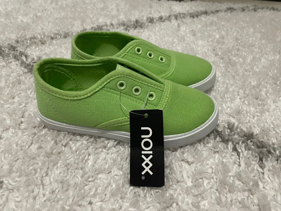Uudet vihreät kengät 27