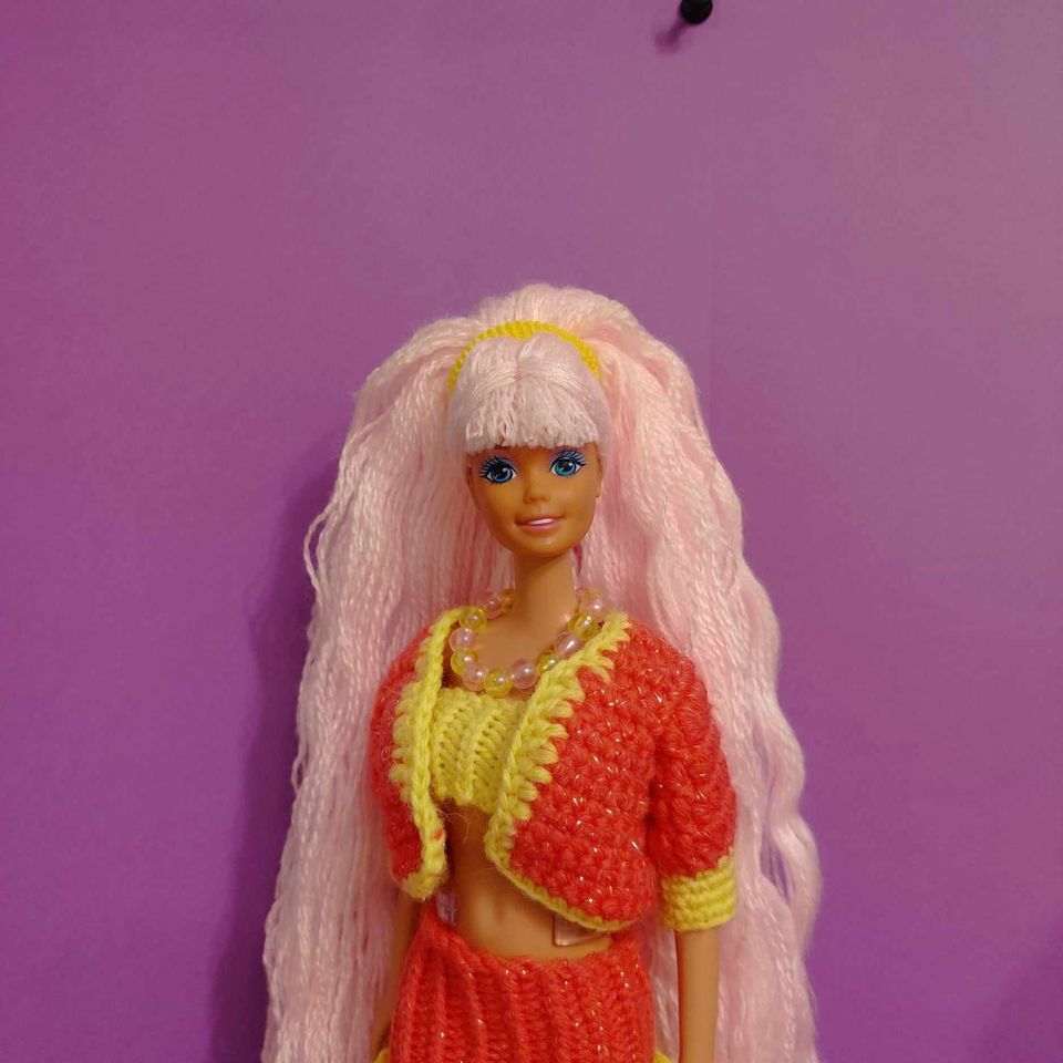 Ooak Barbie rullaluistimella