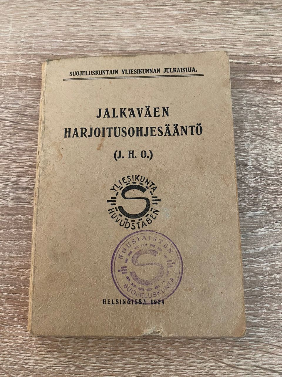 J.H.O Suojeluskunta/Nousiaisten Suojeluskunta kirjanen