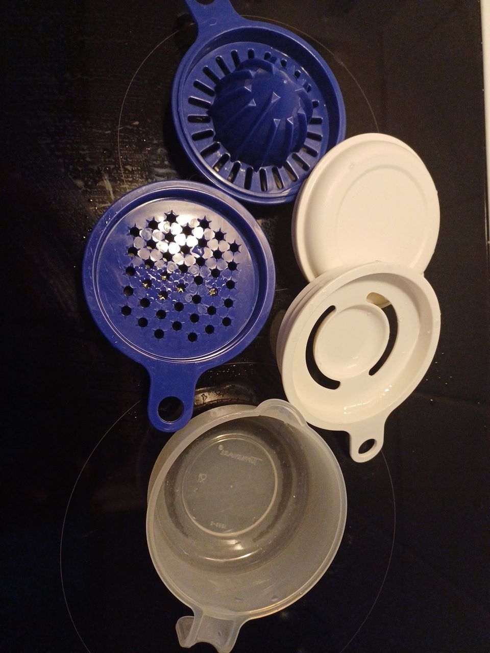 Tupperware sitruunapuserrin setti