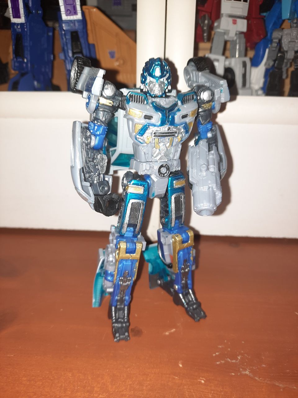 Transformers ROTB Deluxe Mirage