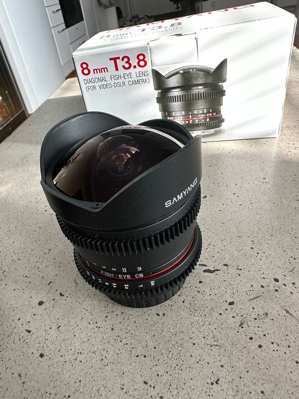 Samyang 8mm T3.8 Canon EF-S