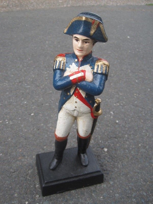 Napoleon Bonaparte metallinen patsas 28cm