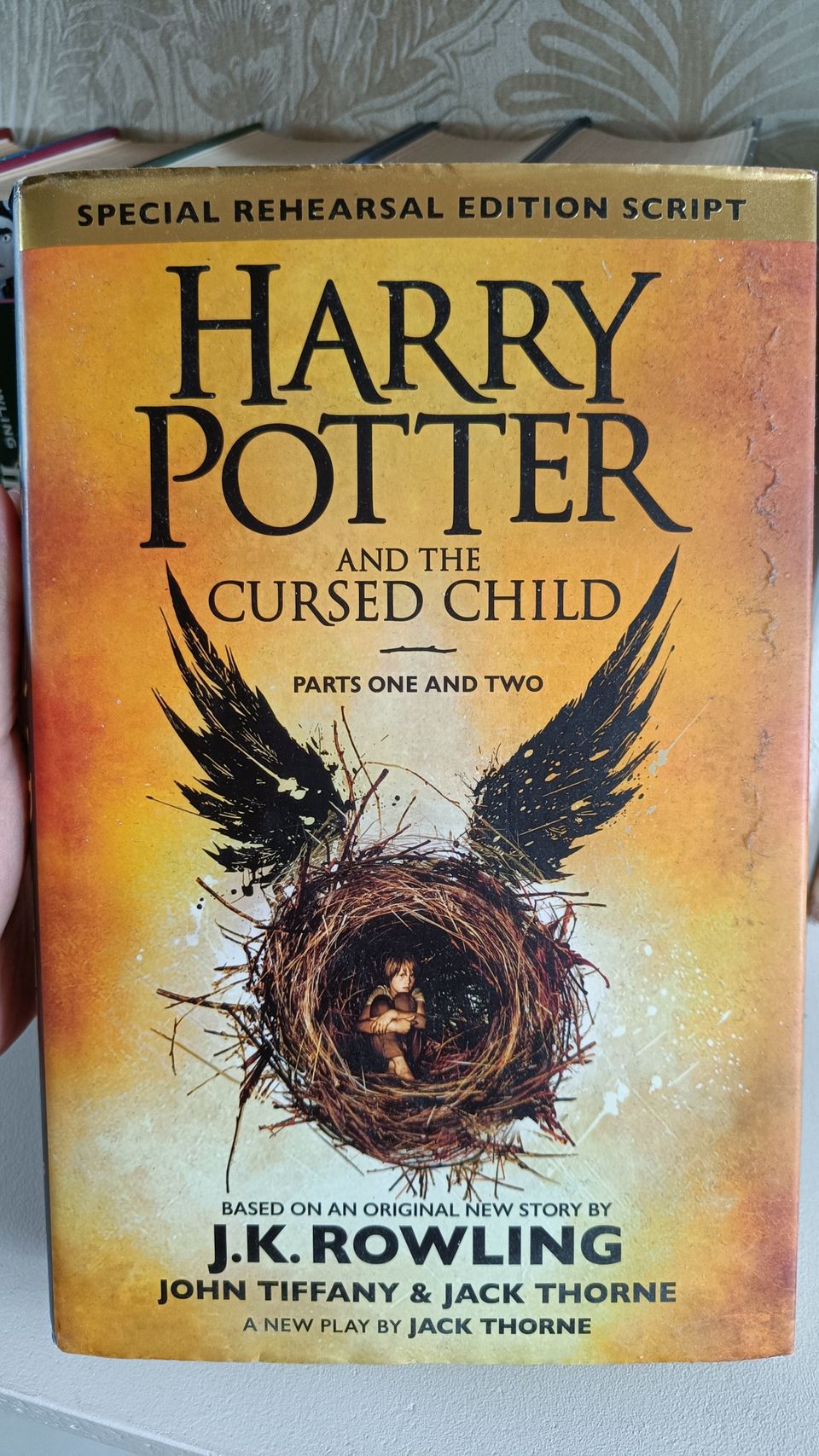 Harry Potter and the Cursed child -kirja
