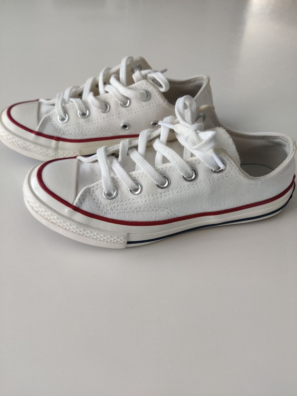 Converse tennarit