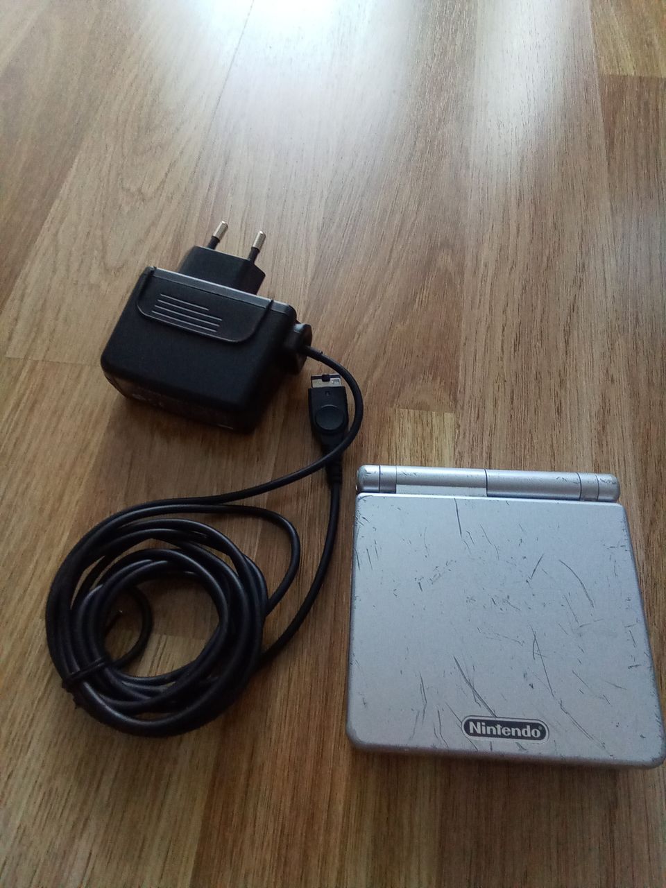 Game boy advance SP ags 001