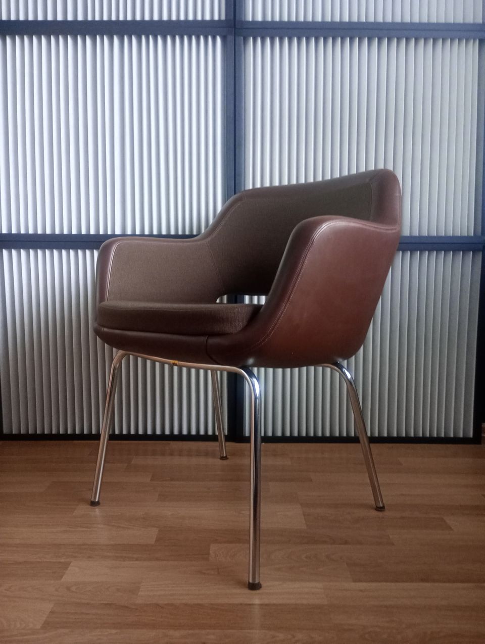 Humanus vintage-tuoli