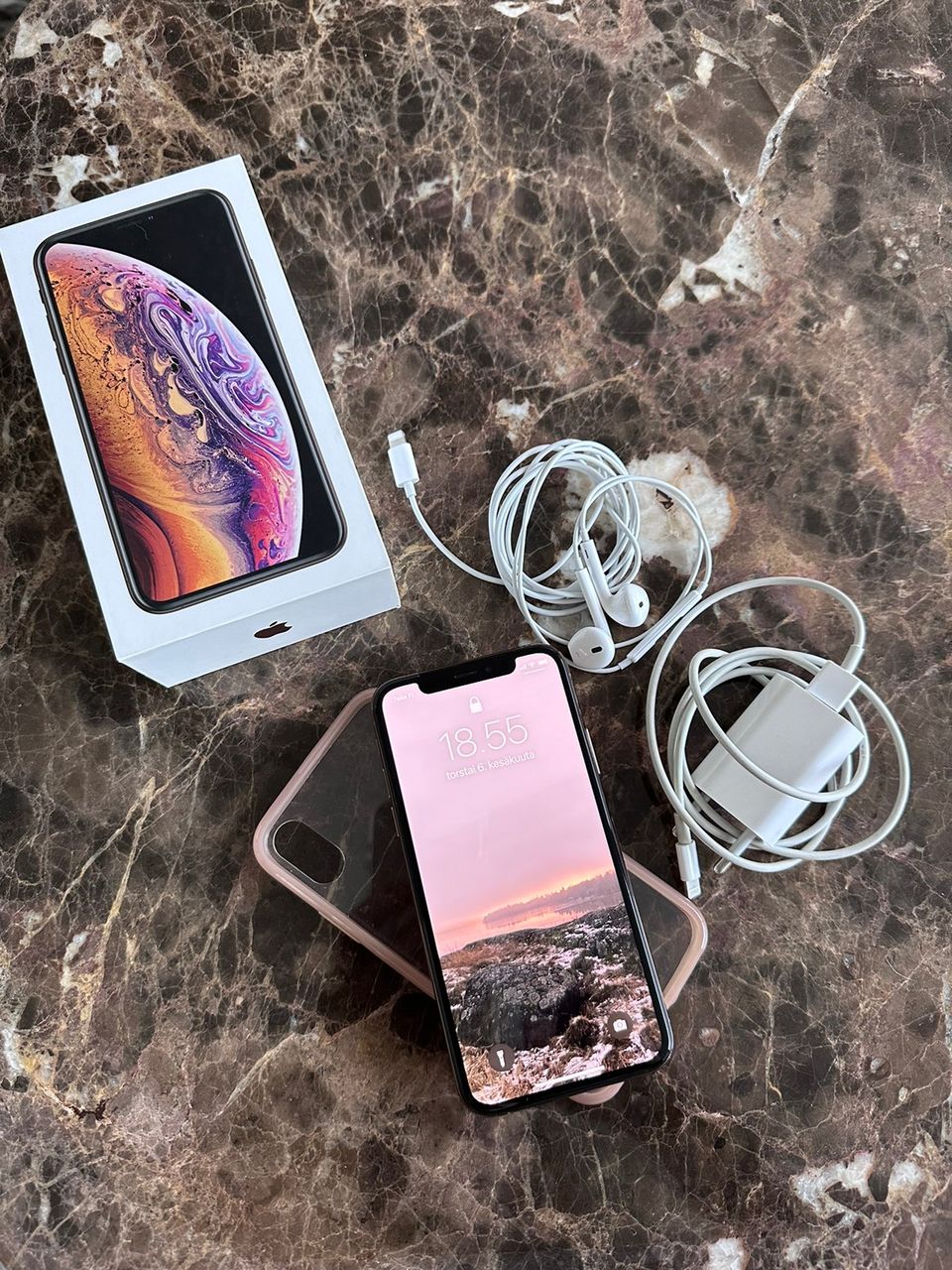 iPhone XS 64 Gb rose gold