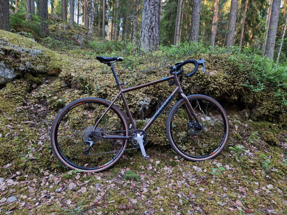 Kona Dew Plus, 61cm runko