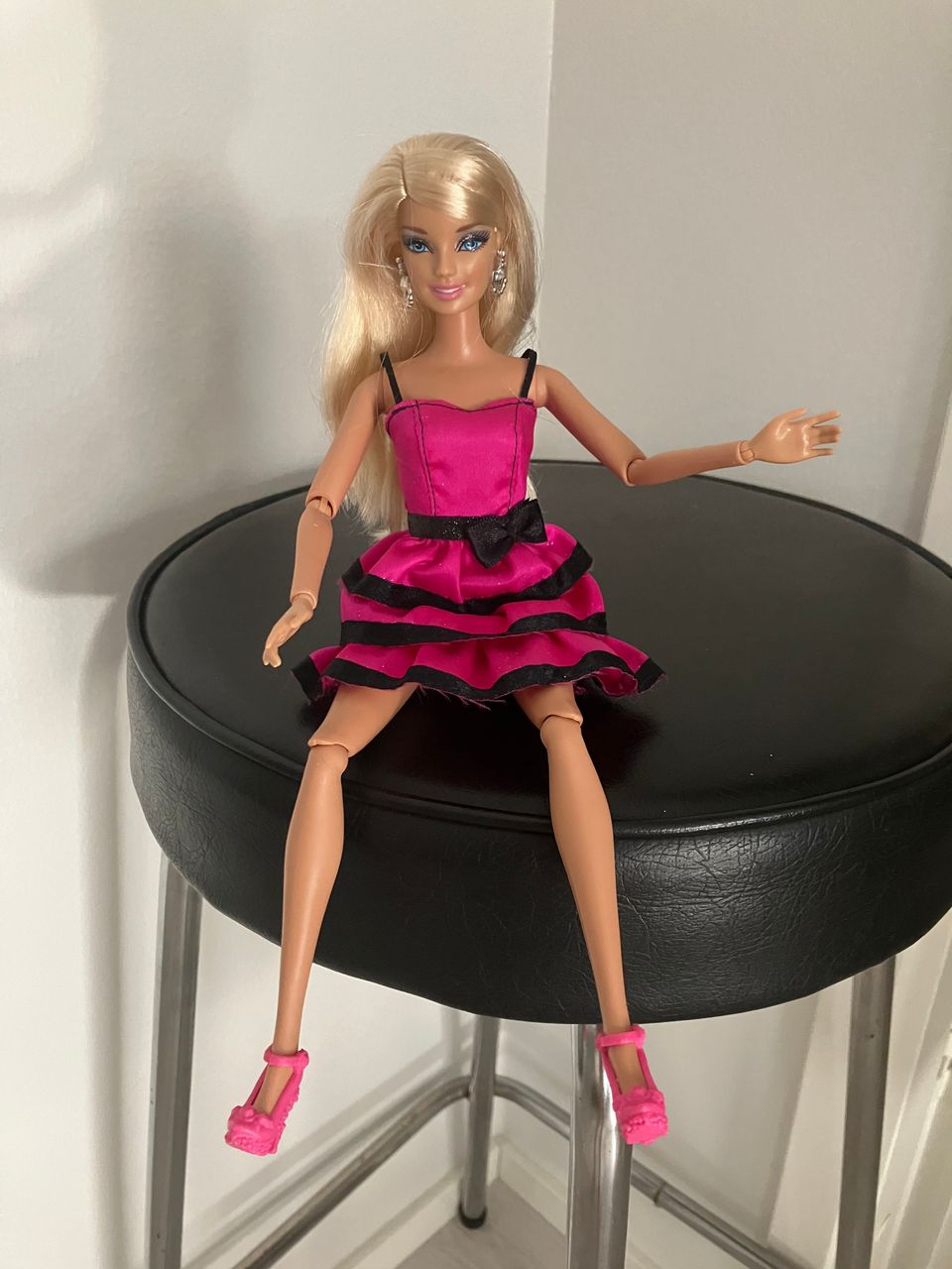 Barbie Fuchsia asussa