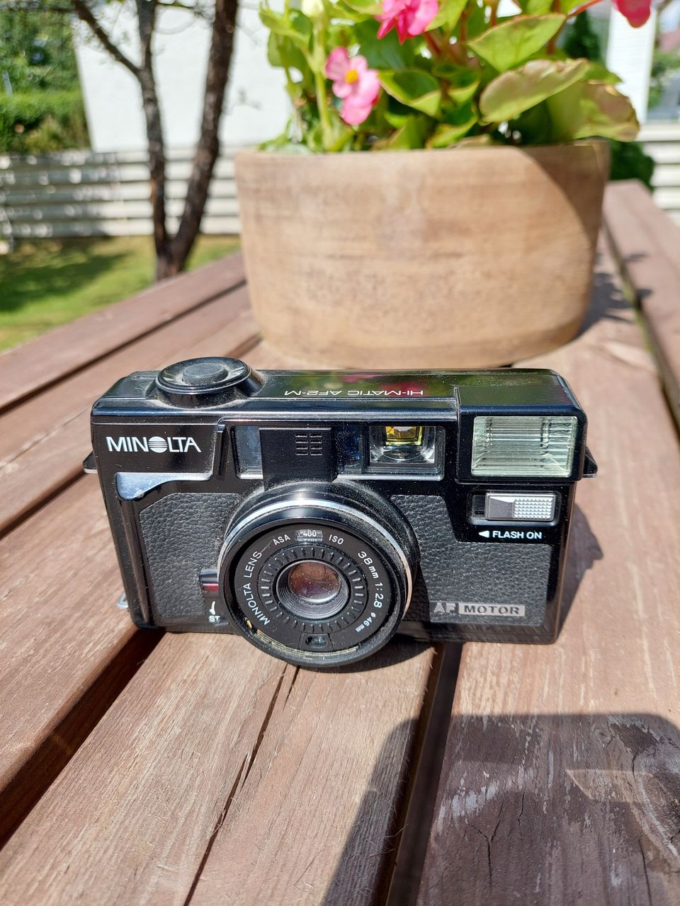 Minolta Hi-matic AF2-M kamera