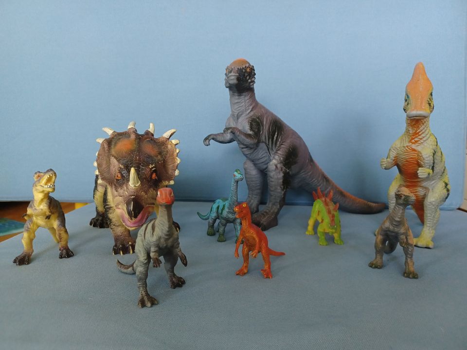 Dinosauruksia