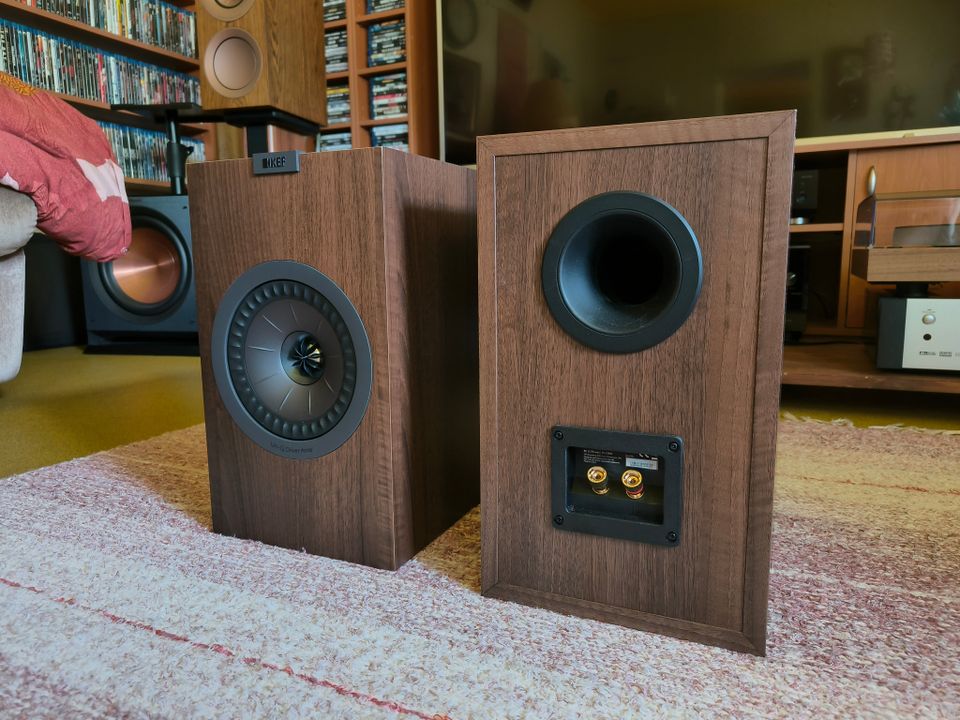 Kef q350