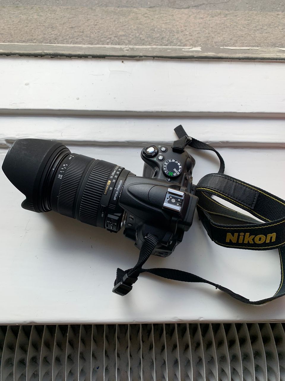 Nikon D5000 järjestelmäkamera