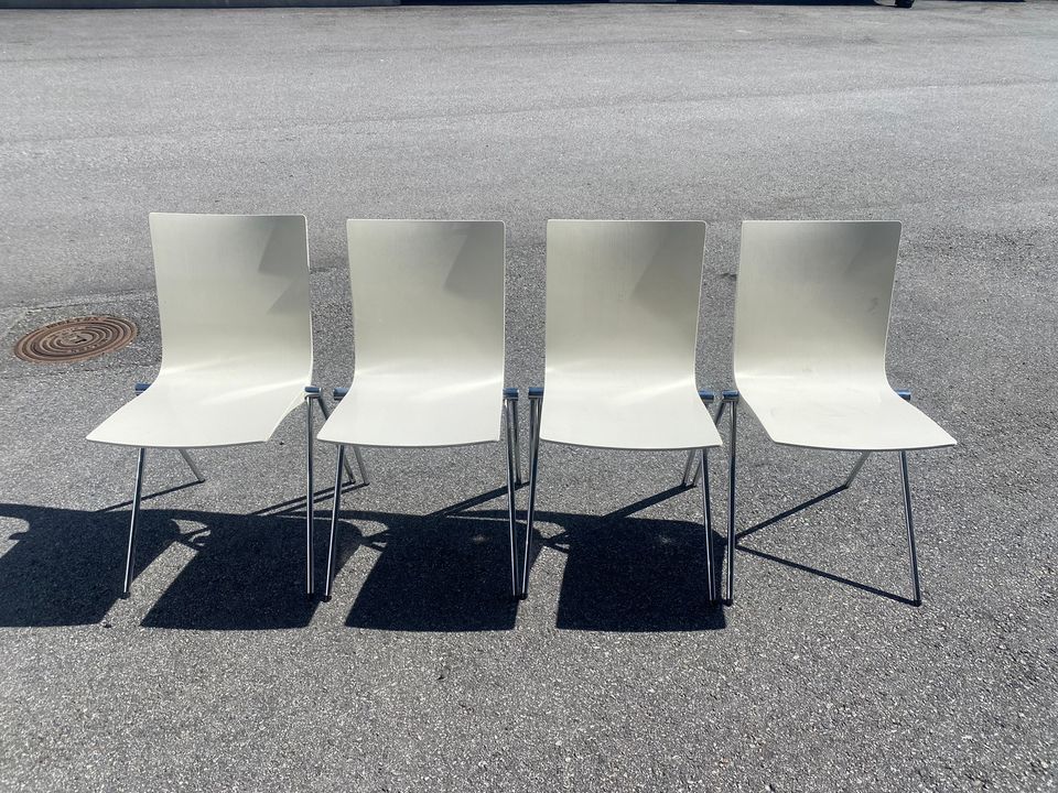 4 kpl valkoiset ruokapöydän tuolit