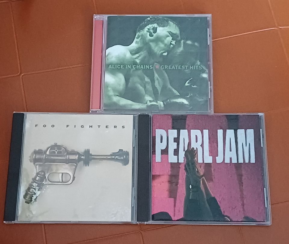 CD-levyjä Grunge