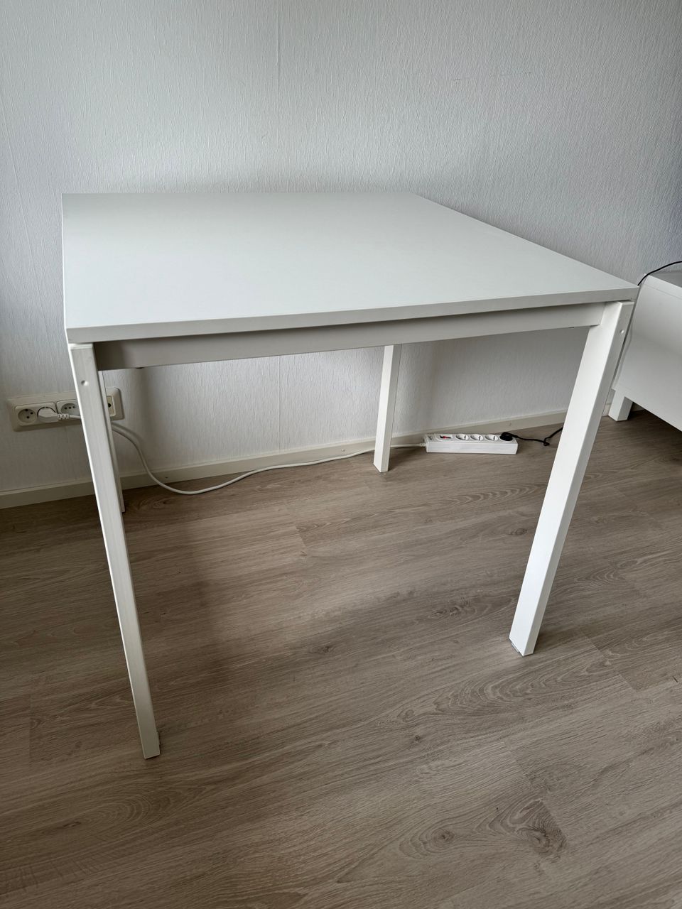 IKEA MELLTORP table white (75x75)