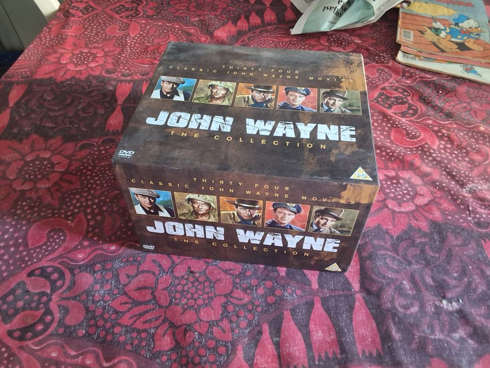 John Wayne megaboksi