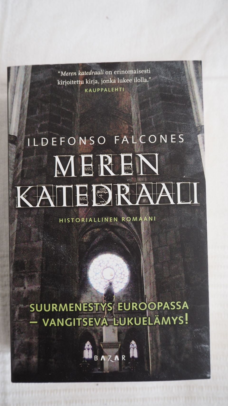 I. Falcones: MEREN KATEDRAALI, pokkari, UUSI