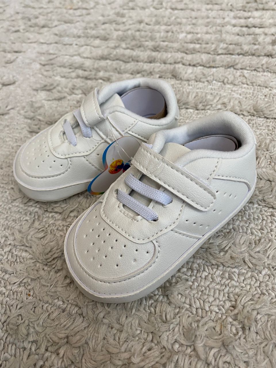 Vauvan kengät, 13