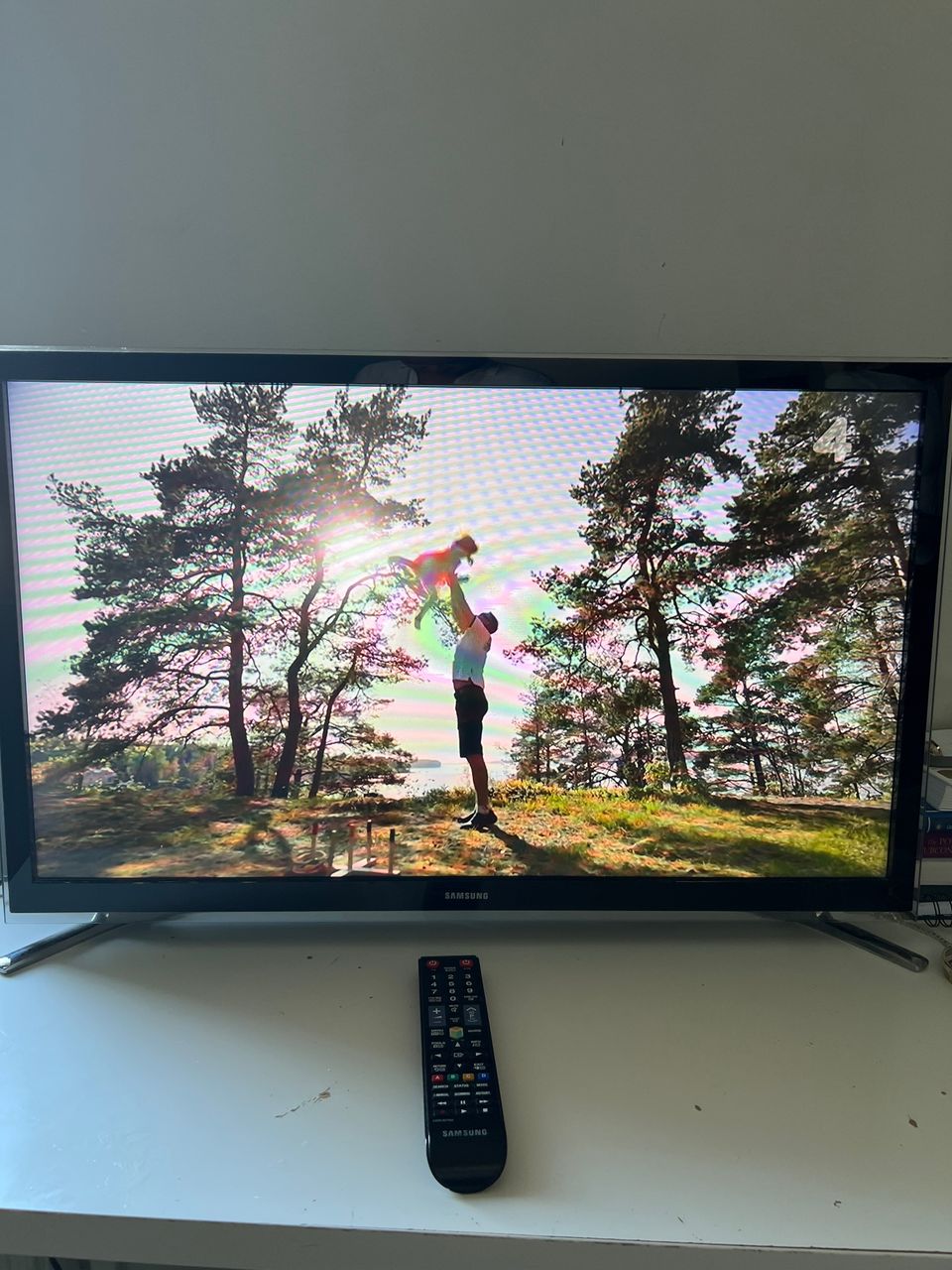 Samsung 32’ smart TV