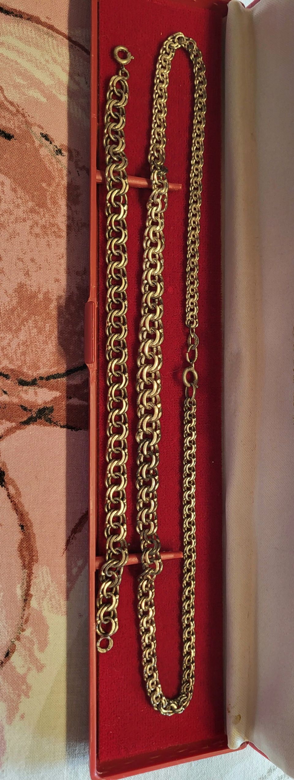 Vintage Bismark hopeaketjut ja h.kaulakoru