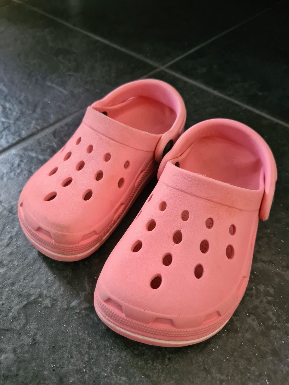 Tyttöjen Crocs tyyppiset kesä kengät 26