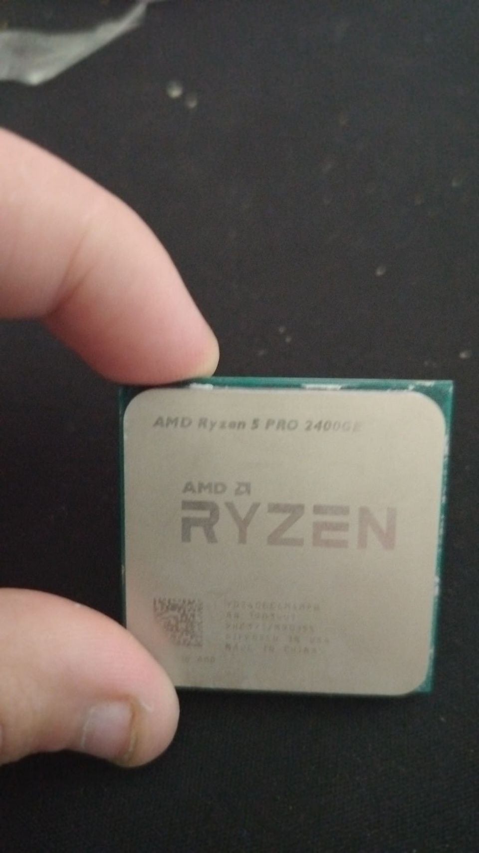 AMD Ryzen 5 Pro 2400GE