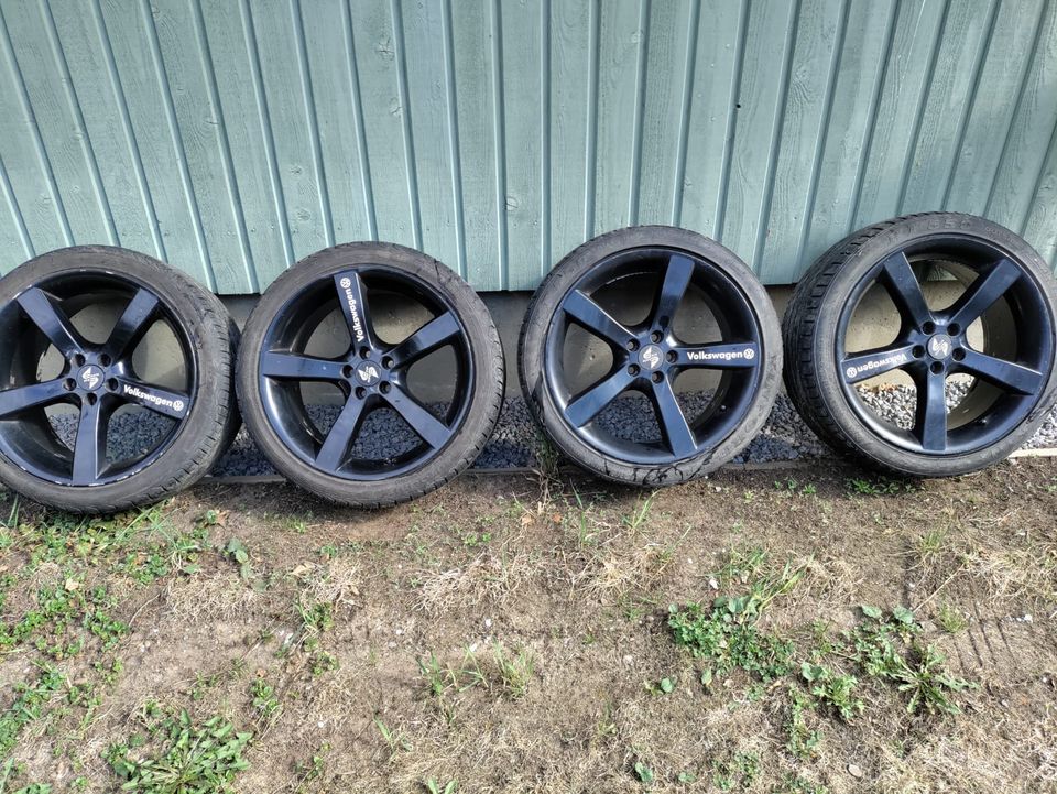 225/40Z R18 Alumiinivanteet Etabeta Jako 5x100