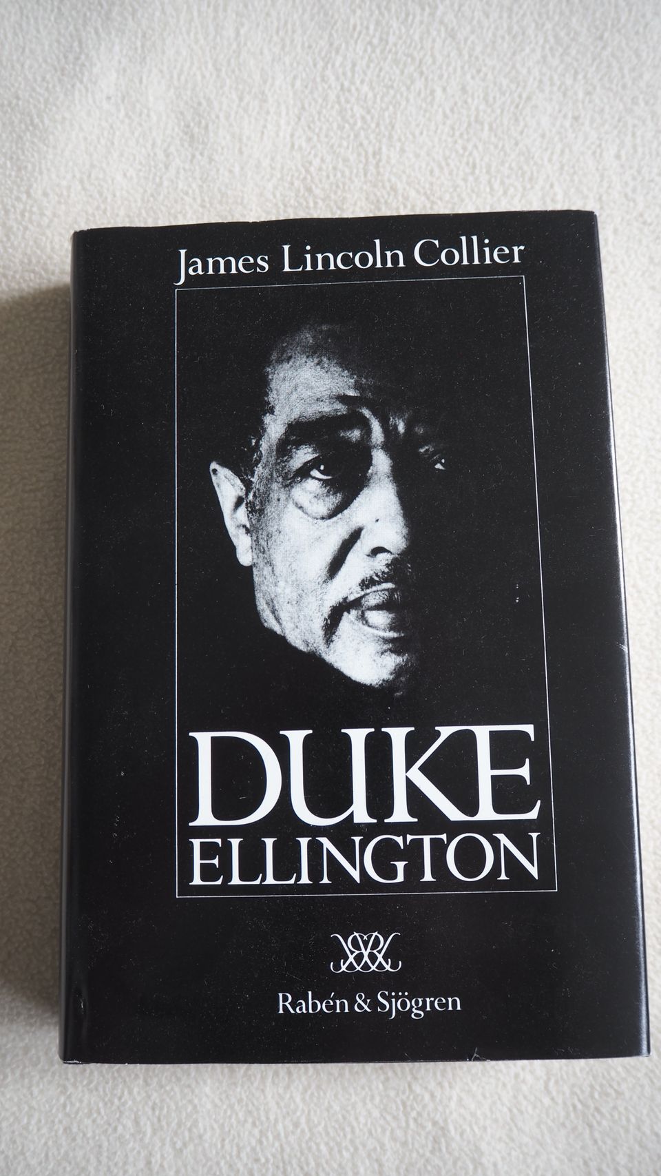 J.L.Collier: DUKE ELLINGTON