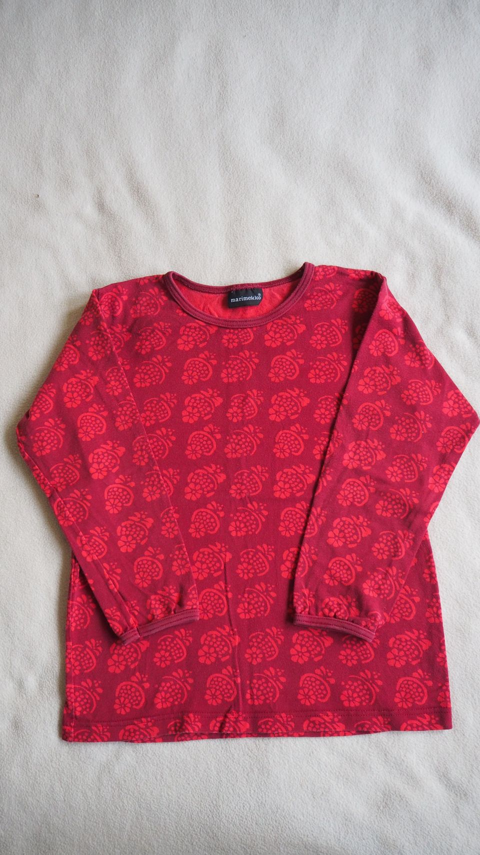 MARIMEKKO Hedelmäkori paita ph, 120 cm, punainen
