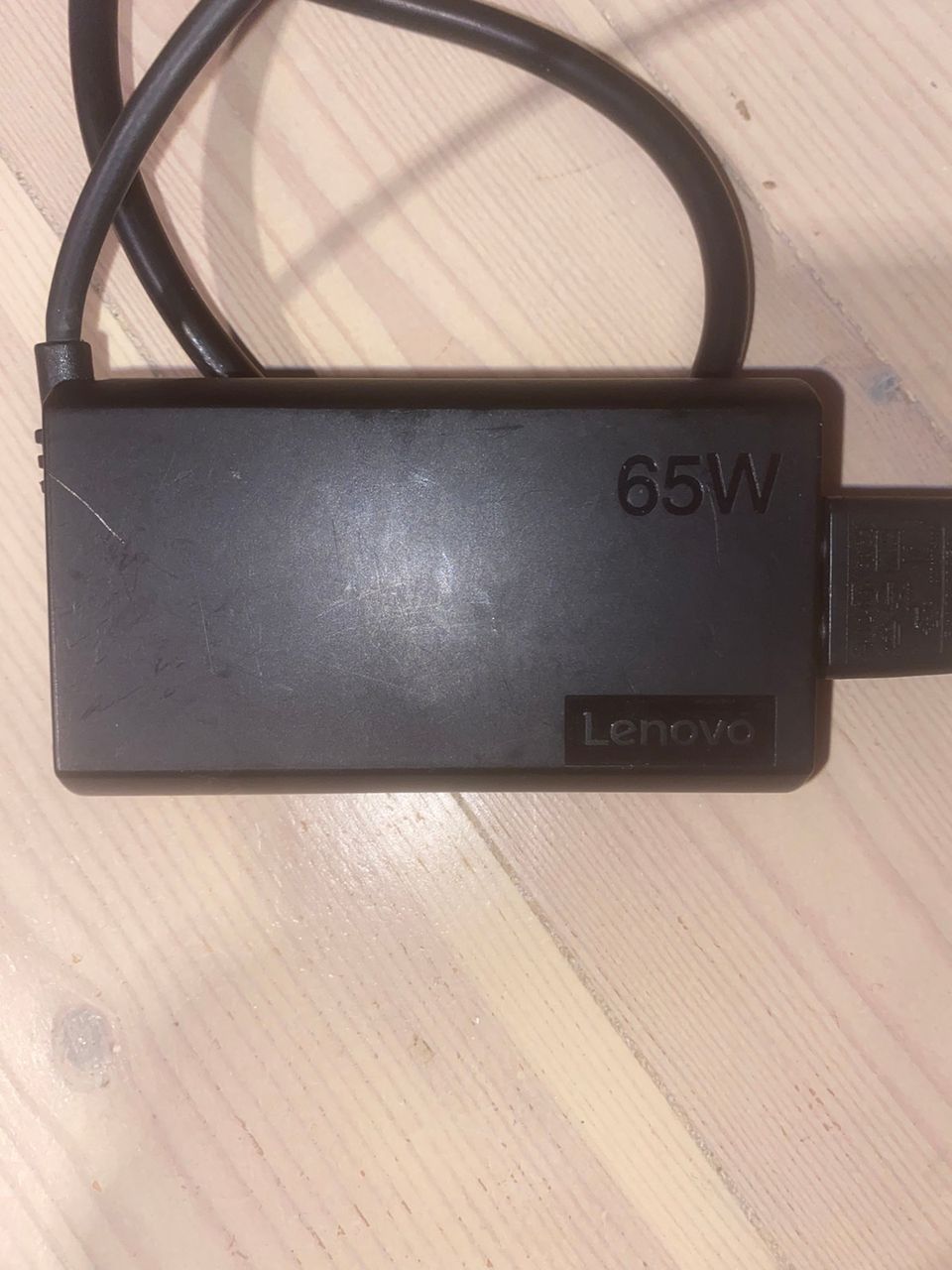 Lenovo 65W USB-C laturi