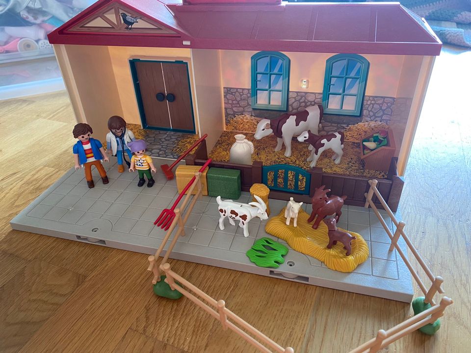 Playmobil maatila