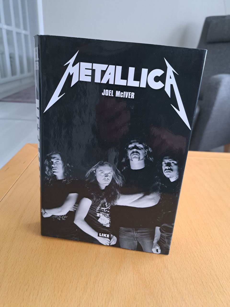 Metallica kirja