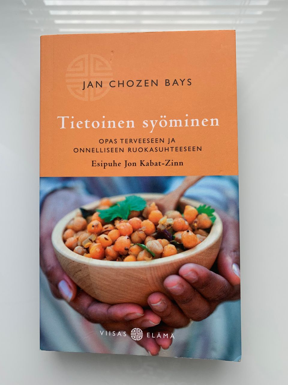 Jan Chozen Bays : Tietoinen syöminen : opas terveeseen ja...