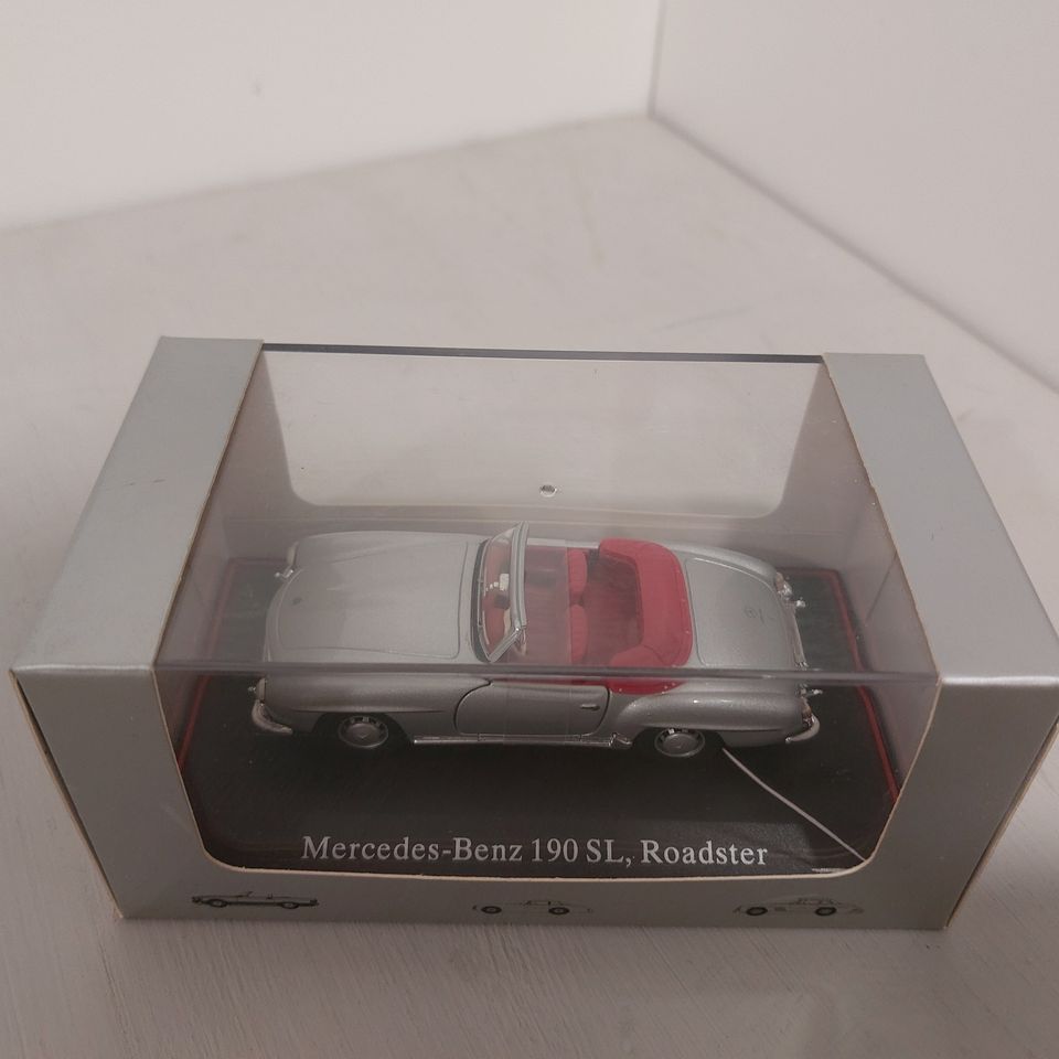 Pienoisauto 1:43 Mercedes-Benz 190 SL, Roadster