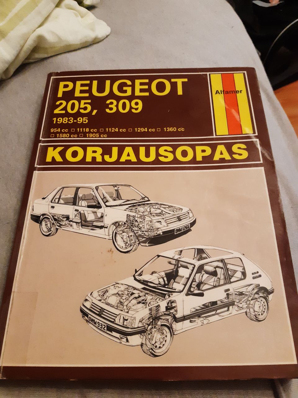 Peugeot 205,309
