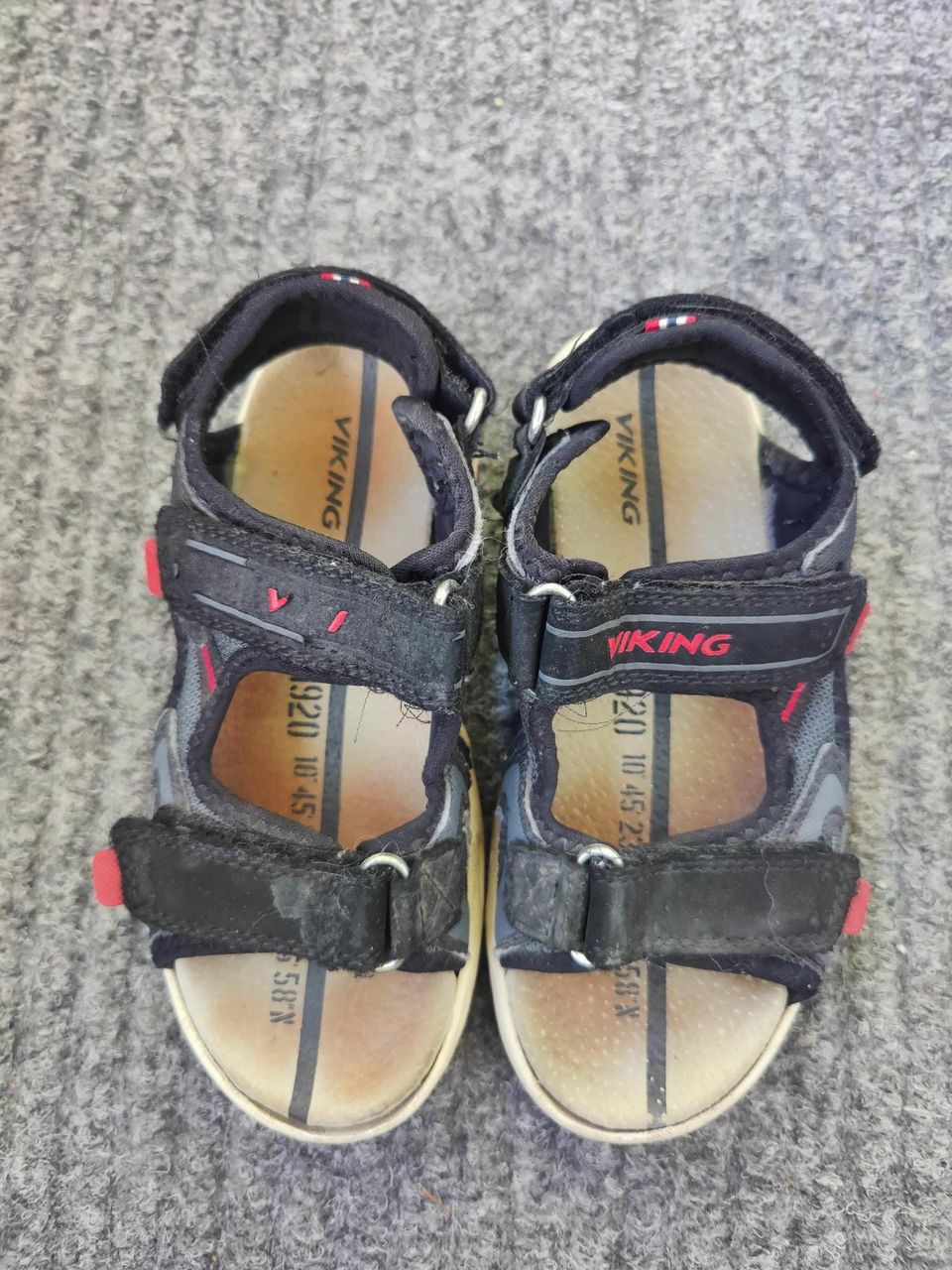 Viking sandaalit 30