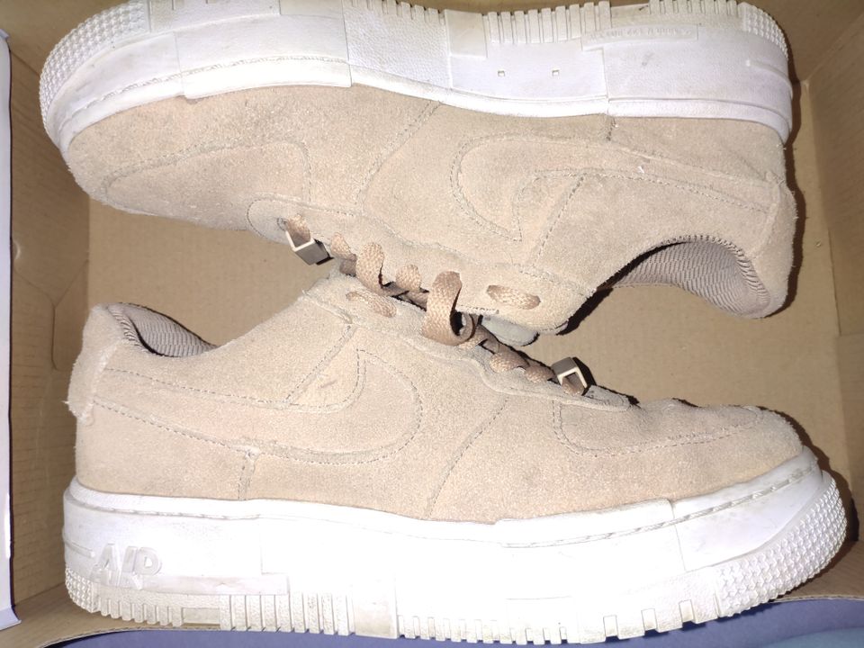 Nike Air kengät