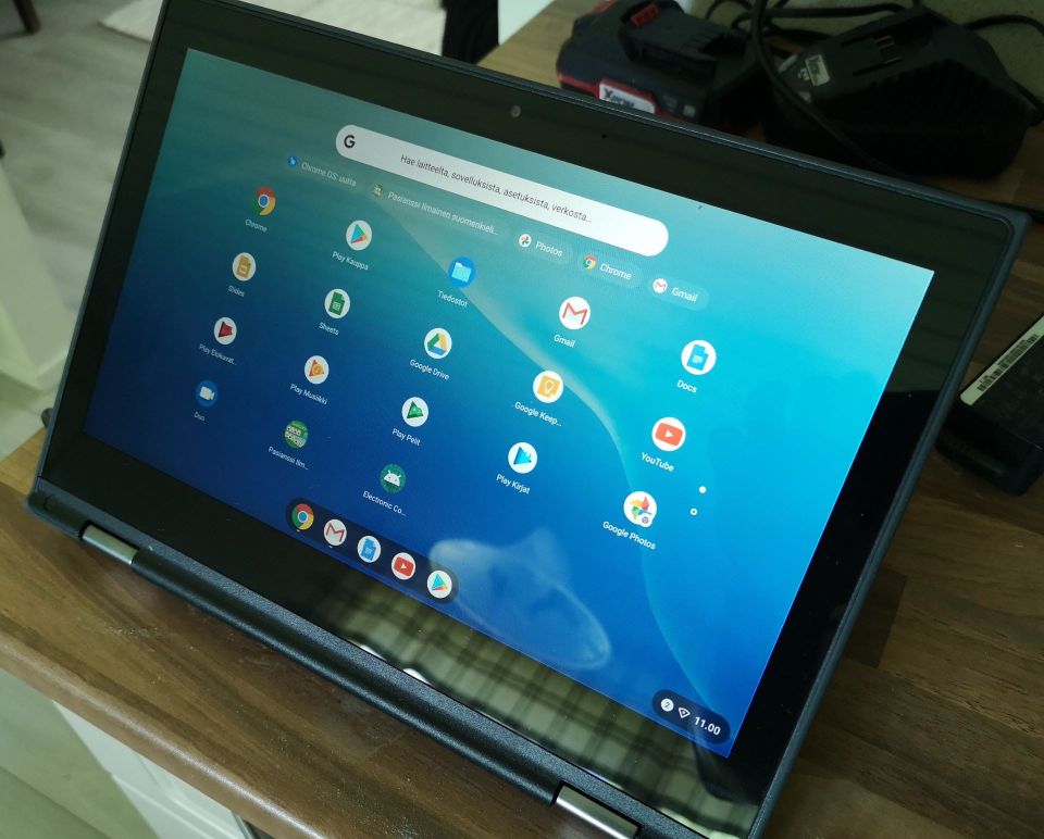 Lenovo Chromebook 500E Celeron 1.1 GHz 32GB eMMC