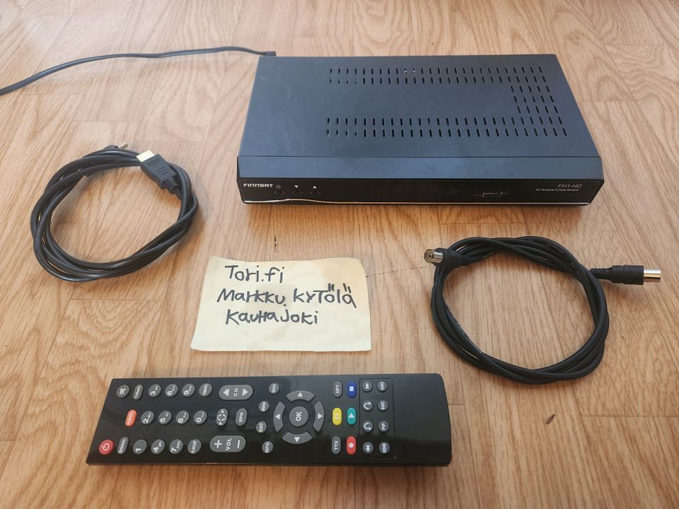 Finnsat HD digiboxi antenni/kaapeli