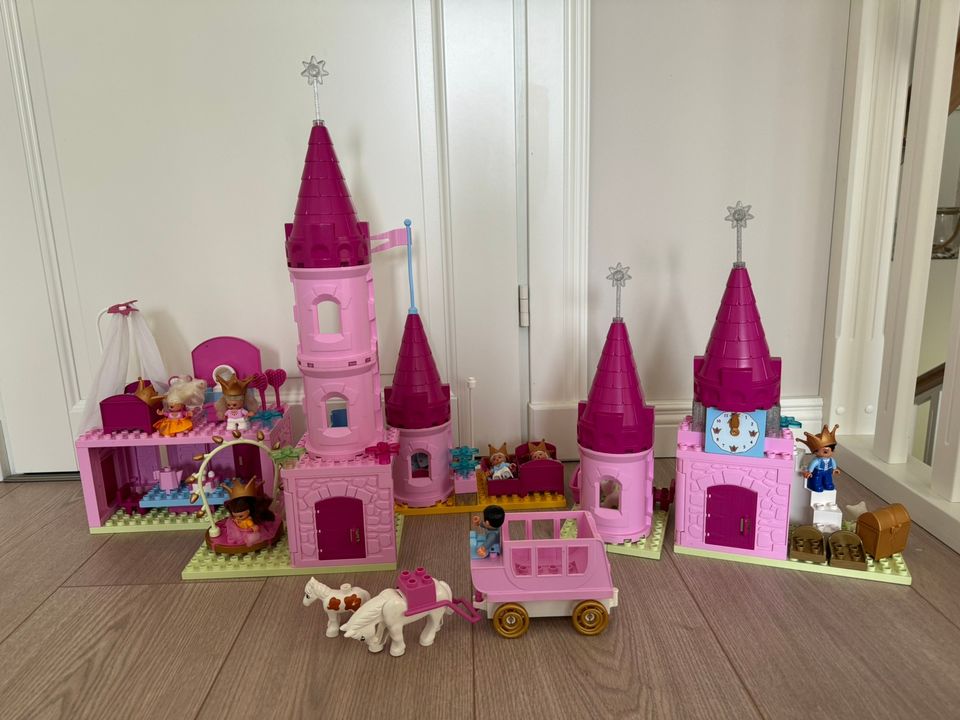 Lego Dublo iso prinsessan linna