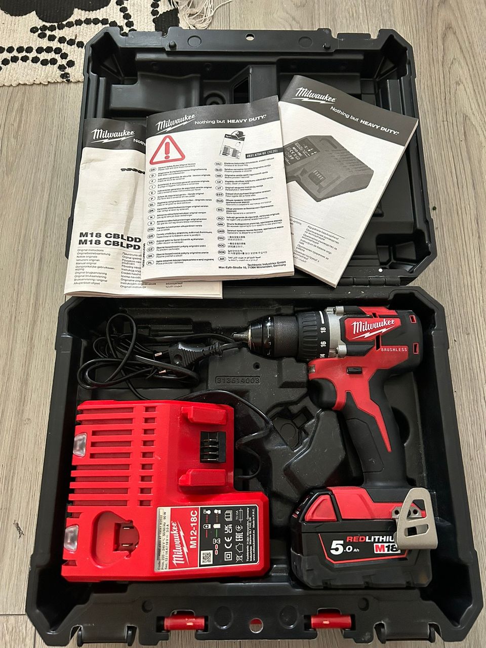 milwaukee m18 cbldd-502c akkuporakonesetti