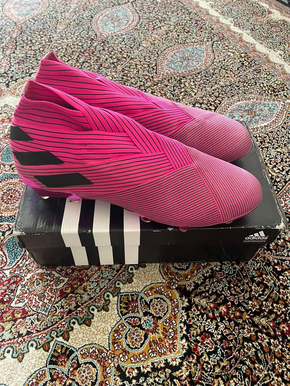 NEMEZIZ 19+