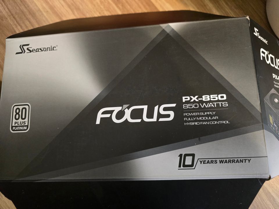 Seasonic 850W FOCUS PX-850 virtalähde + Fractal Design R6 USB-C kotelo