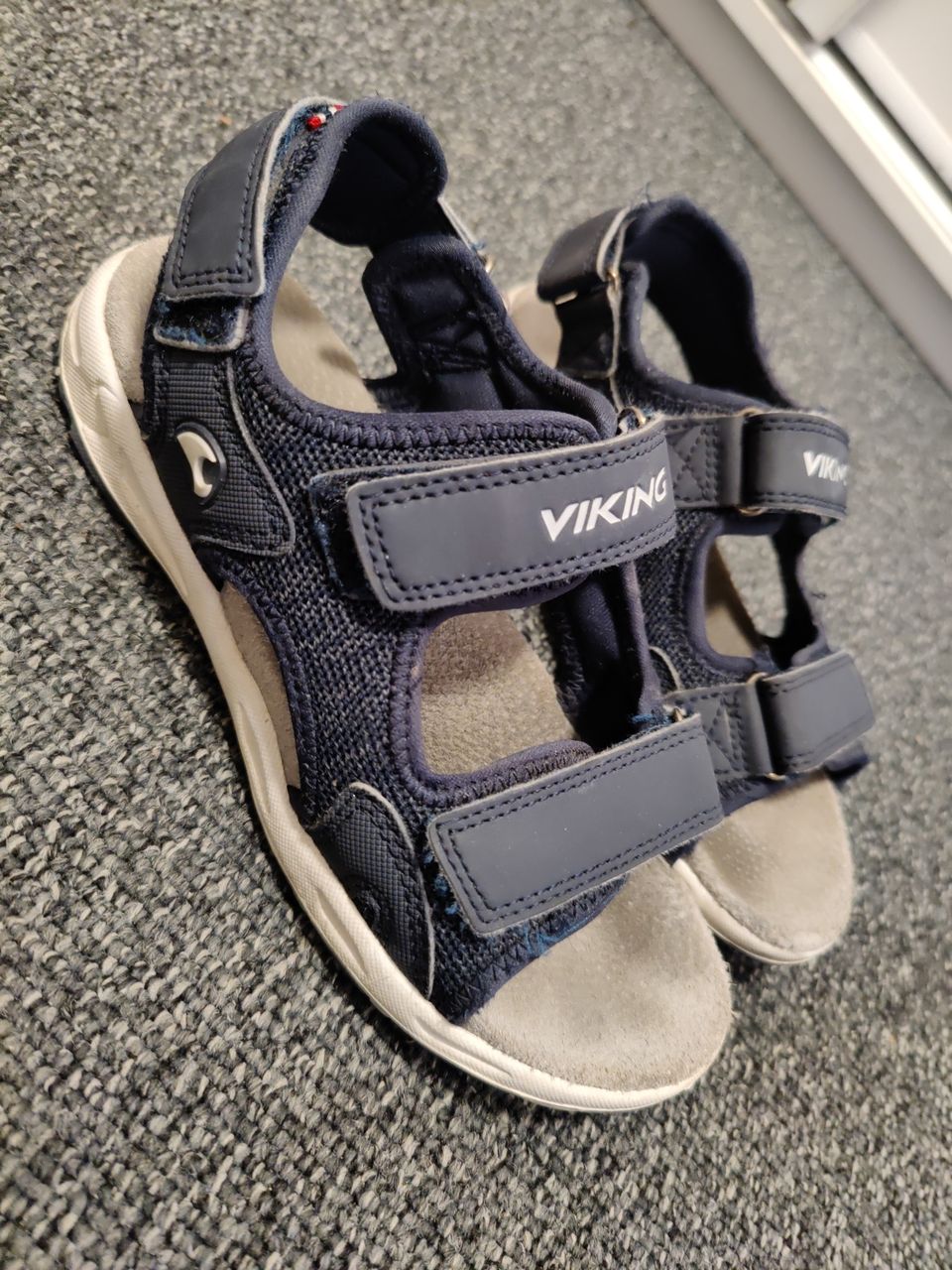 viking sandaalit 33