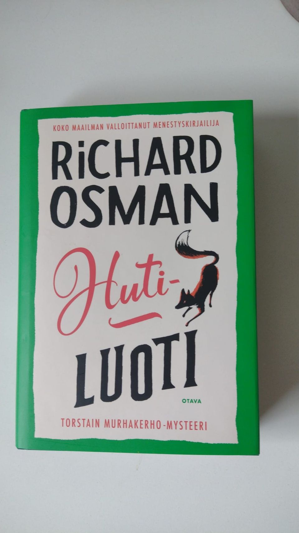 Richard Osman - Hutiluoti -kirja